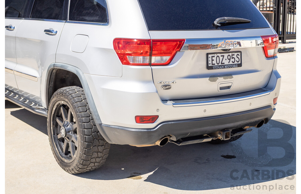 02/2012 Jeep Grand Cherokee Overland (4x4) WK 4D Wagon Bright Silver Metallic 5.7L