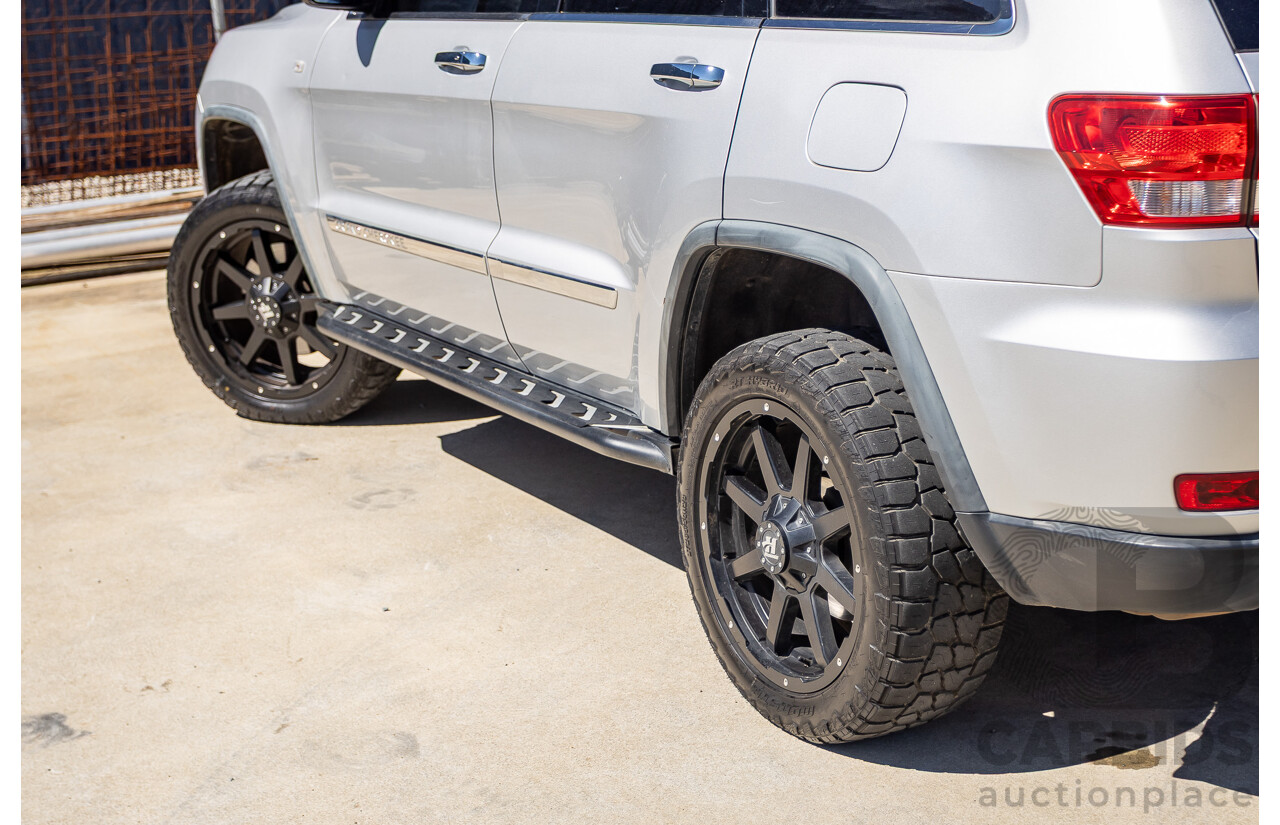 02/2012 Jeep Grand Cherokee Overland (4x4) WK 4D Wagon Bright Silver Metallic 5.7L