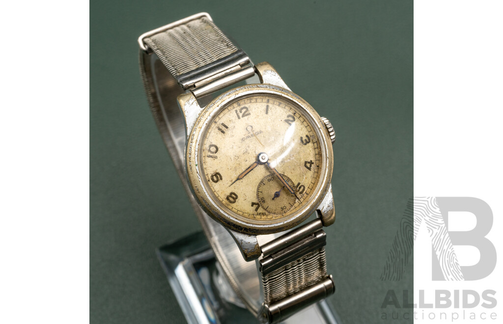 Omega Vintage WWII Era 1944 Military Watch, Manual Winding - Working