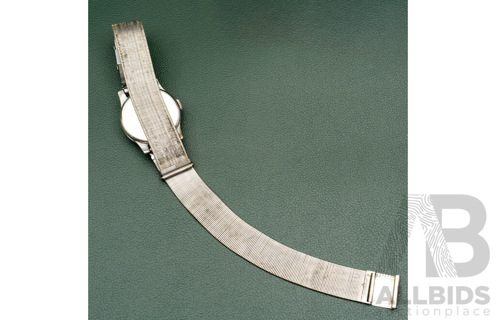 Omega Vintage WWII Era 1944 Military Watch, Manual Winding - Working