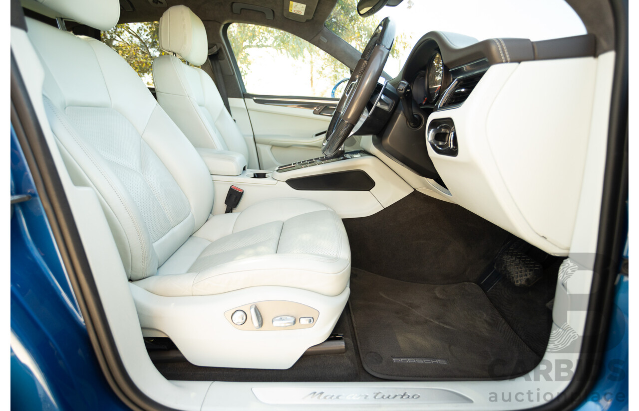 04/2015 Porsche Macan Turbo (AWD) 95B MY15 4d Wagon Sapphire Blue Metallic Twin Turbo V6 3.6L