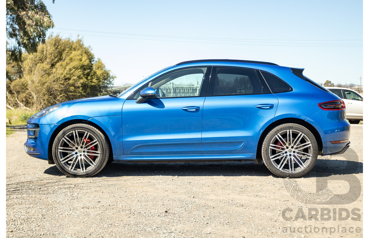04/2015 Porsche Macan Turbo (AWD) 95B MY15 4d Wagon Sapphire Blue Metallic Twin Turbo V6 3.6L