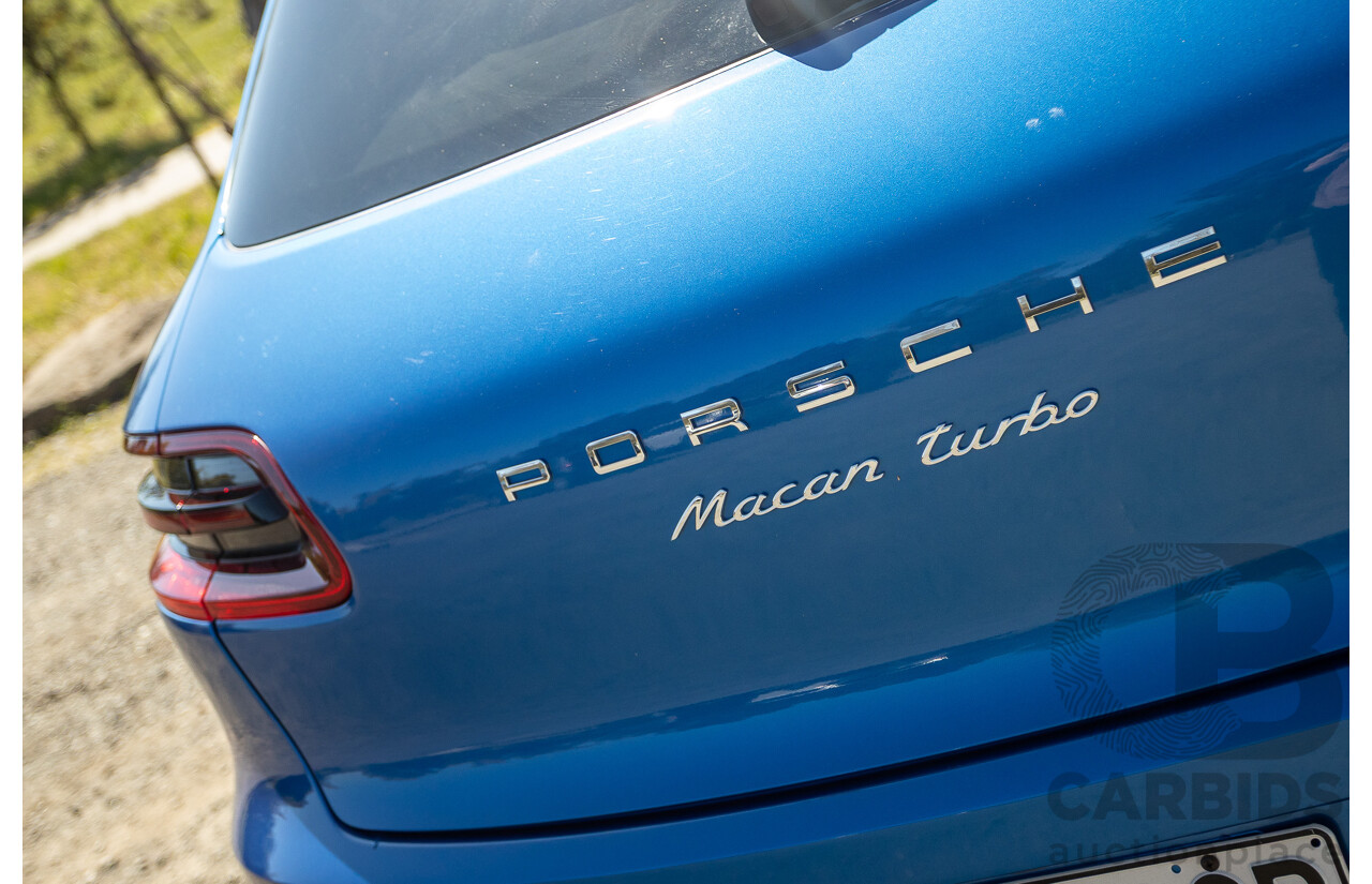04/2015 Porsche Macan Turbo (AWD) 95B MY15 4d Wagon Sapphire Blue Metallic Twin Turbo V6 3.6L