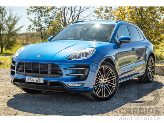 04/2015 Porsche Macan Turbo (AWD) 95B MY15 4d Wagon Sapphire Blue Metallic Twin Turbo V6 3.6L