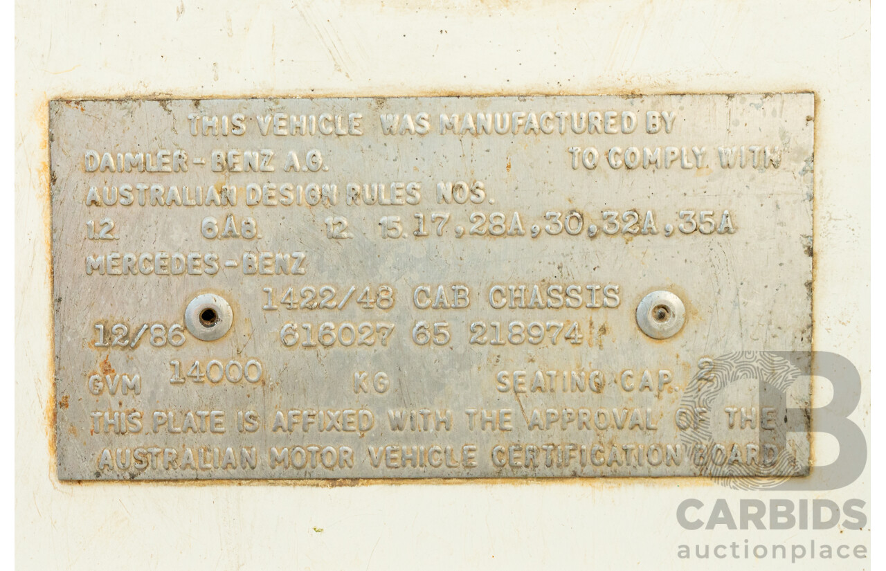 12/1986 Mercedes Benz, 6 Cylinder Diesel, 1422 V Series with Jetting Body
