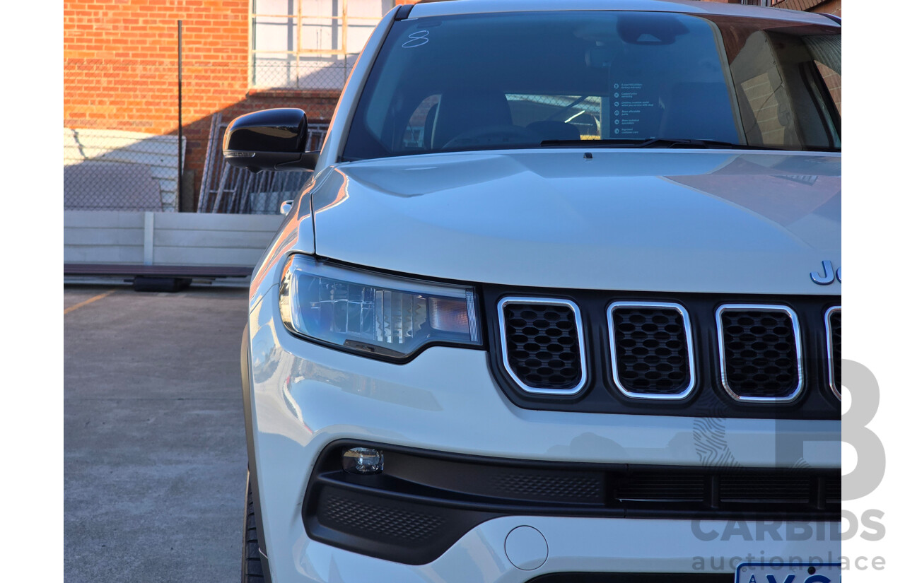02/2024 Jeep Compass Limited 4xe (AWD) MY24 MV 4d Wagon Alpine White Turbo 1.3L - 44kw Plug In Hybrid