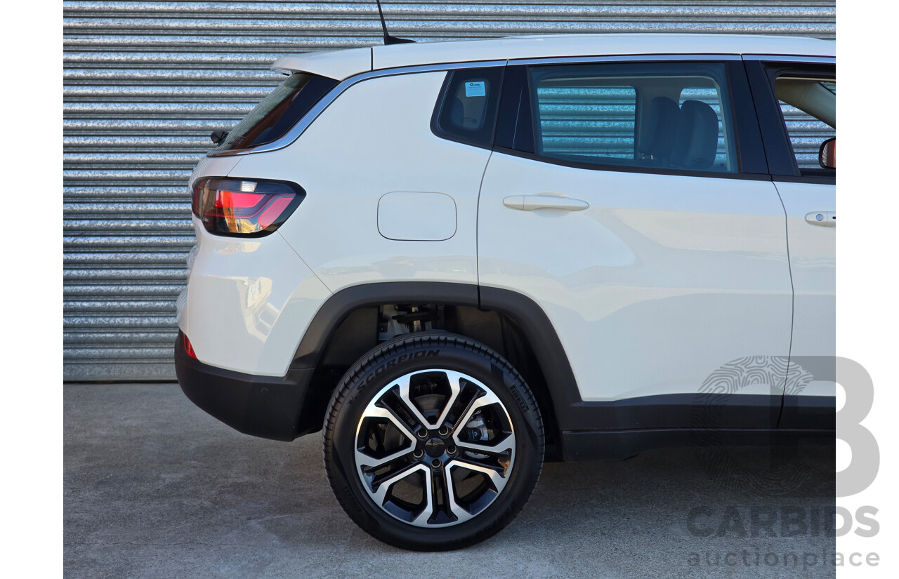 02/2024 Jeep Compass Limited 4xe (AWD) MY24 MV 4d Wagon Alpine White Turbo 1.3L - 44kw Plug In Hybrid