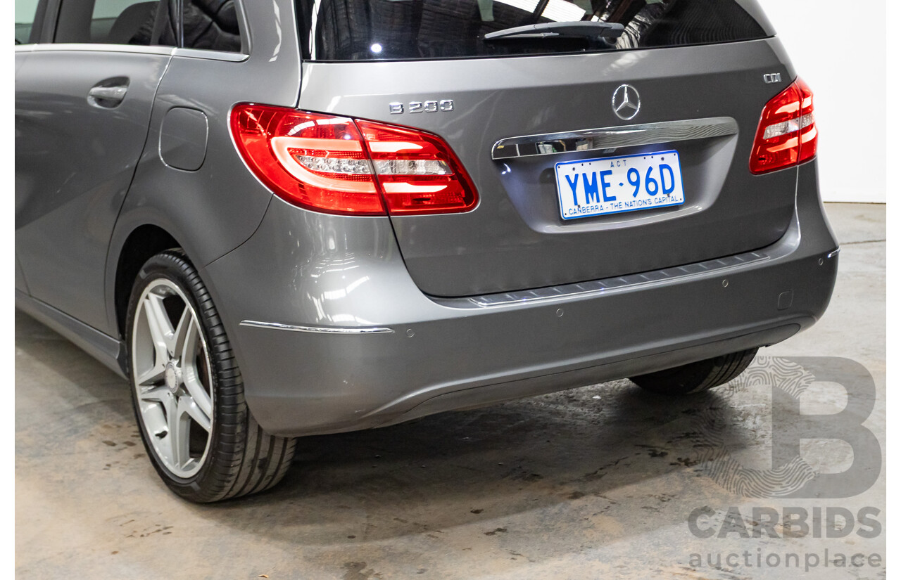 05/2014 Mercedes-Benz B200 CDI 246 MY14 5D Hatchback Mountain Grey Turbo Diesel 1.8L