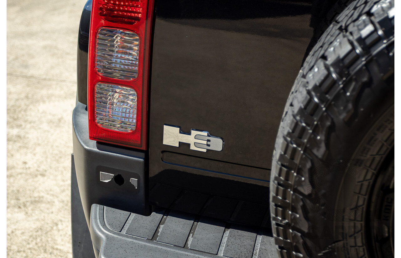 3/2009 Hummer H3 Luxury  4d Wagon Black 3.7L
