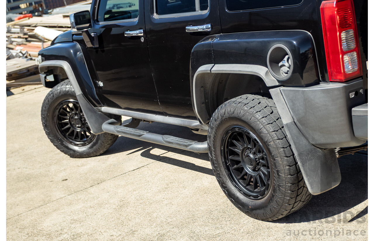 3/2009 Hummer H3 Luxury  4d Wagon Black 3.7L