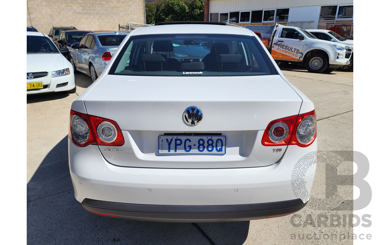 1/2010 Volkswagen Jetta 118 TSI 1KM MY10 4d Sedan White 1.4L