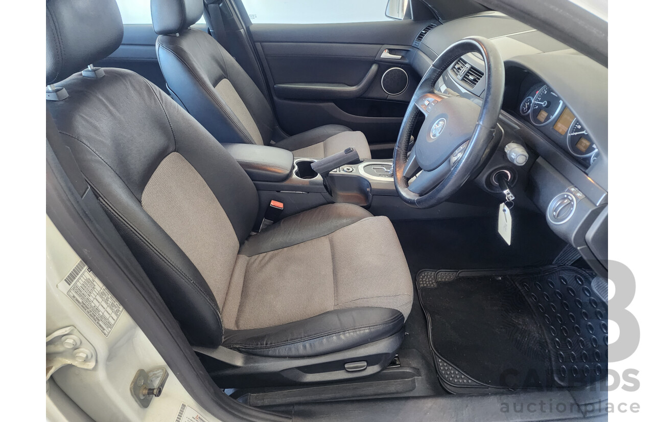 2/2010 Holden Calais  VE MY10 4d Sedan White 3.6L