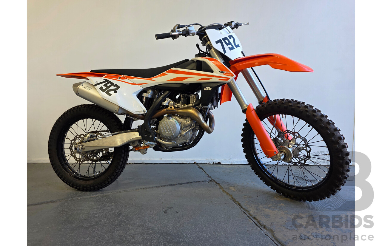2017 KTM 450 SX-F Motocross 4 Stroke 5.5hours