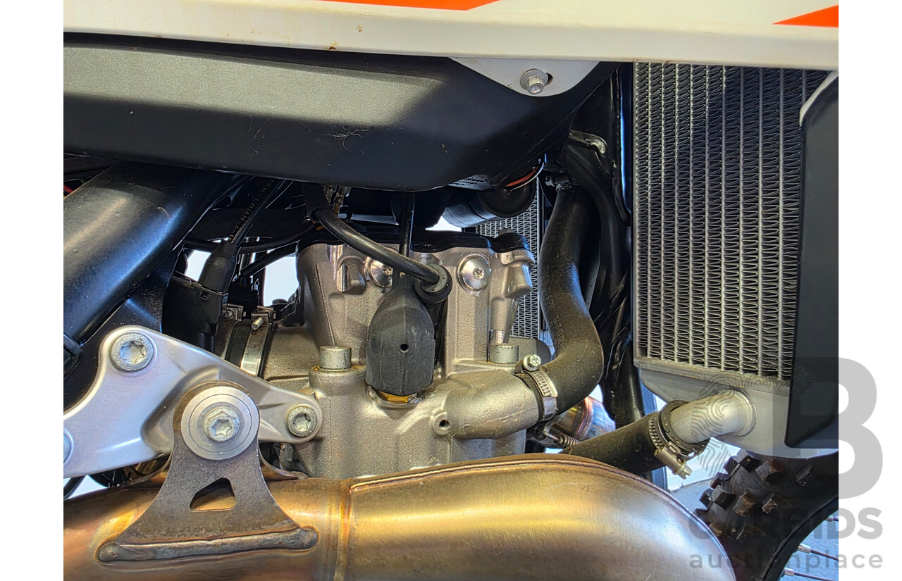 2017 KTM 450 SX-F Motocross 4 Stroke 5.5hours