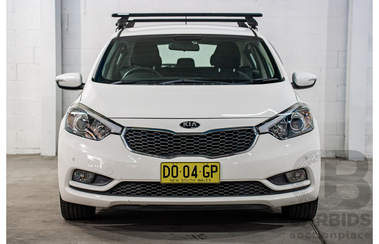 5/2015 Kia Cerato S YD MY15 5d Hatchback Clear White 1.8L