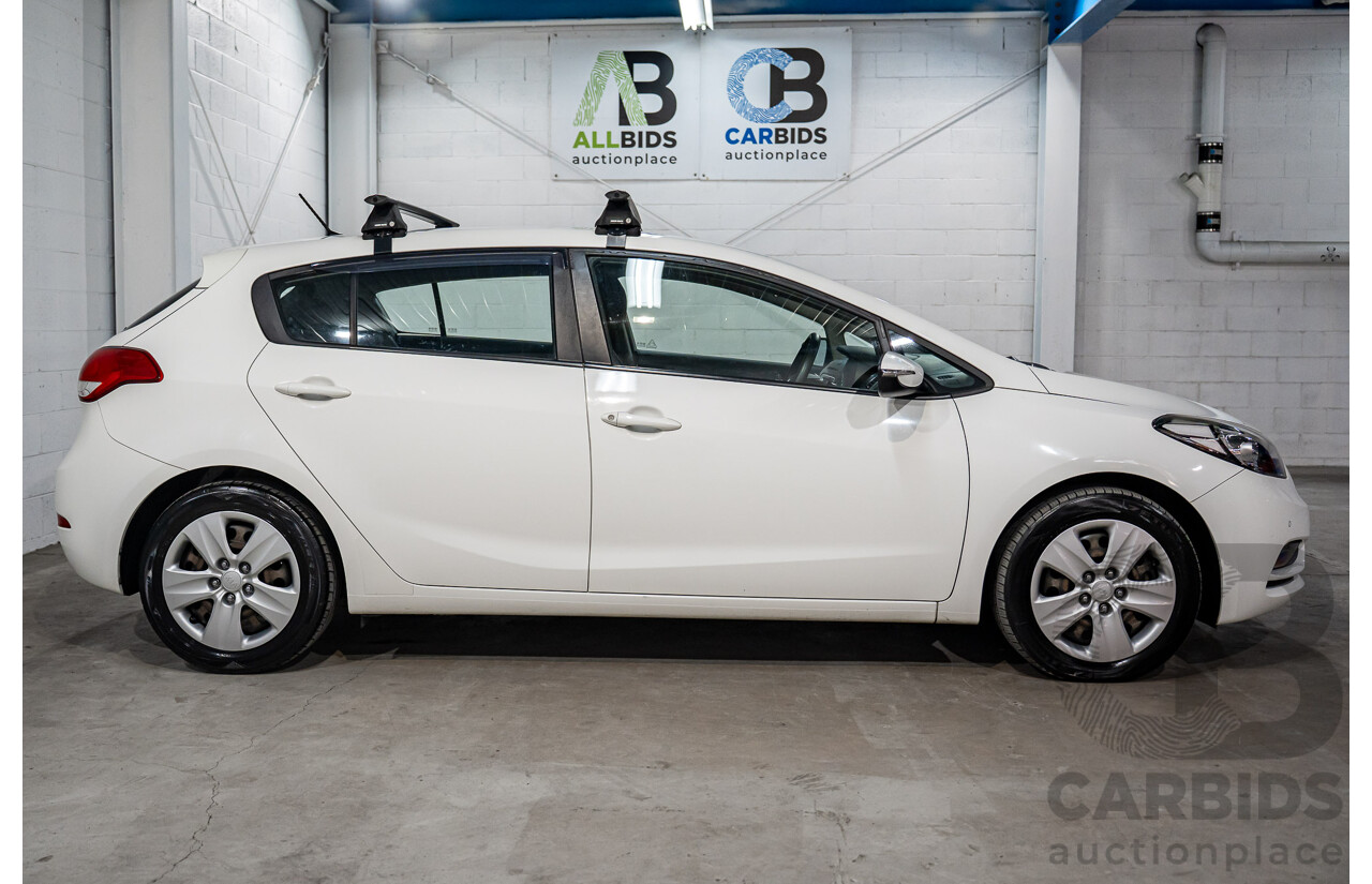 5/2015 Kia Cerato S YD MY15 5d Hatchback Clear White 1.8L