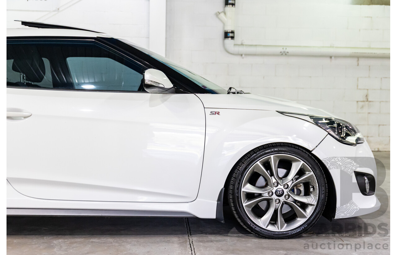6/2015 Hyundai Veloster SR Turbo FS4 Series 2 3d Coupe Stormtrooper White Pearl Turbo 1.6L