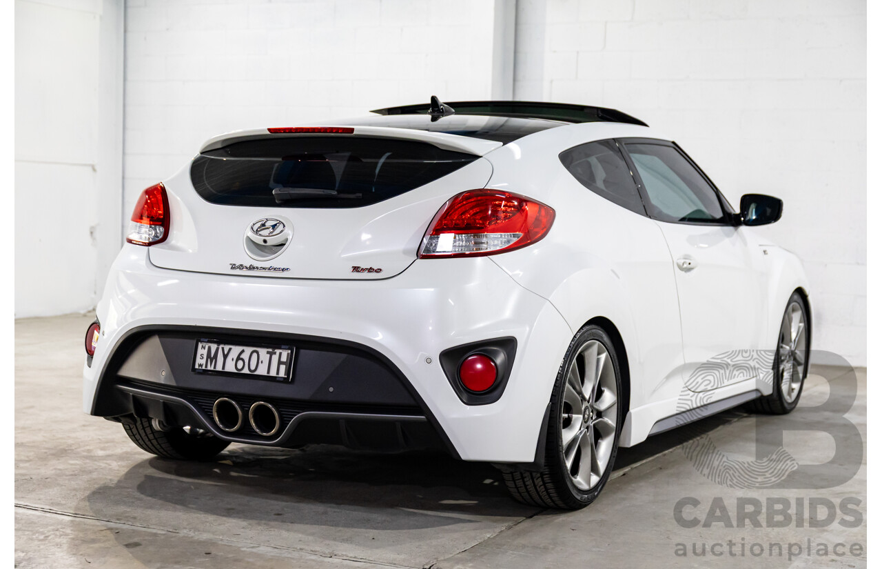 6/2015 Hyundai Veloster SR Turbo FS4 Series 2 3d Coupe Stormtrooper White Pearl Turbo 1.6L
