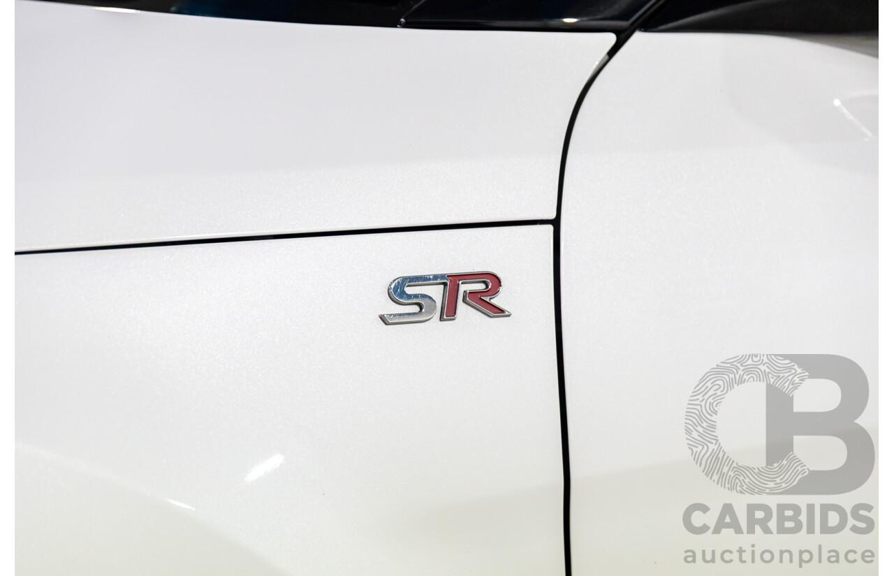 6/2015 Hyundai Veloster SR Turbo FS4 Series 2 3d Coupe Stormtrooper White Pearl Turbo 1.6L