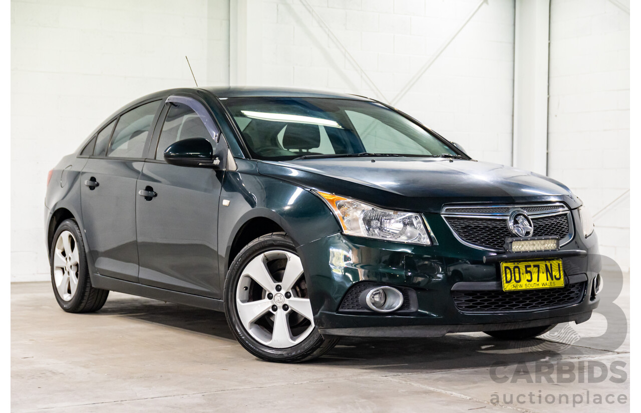 6/2013 Holden Cruze CD Equipe JH MY13 4d Sedan Regal Peacock Green 1.8L