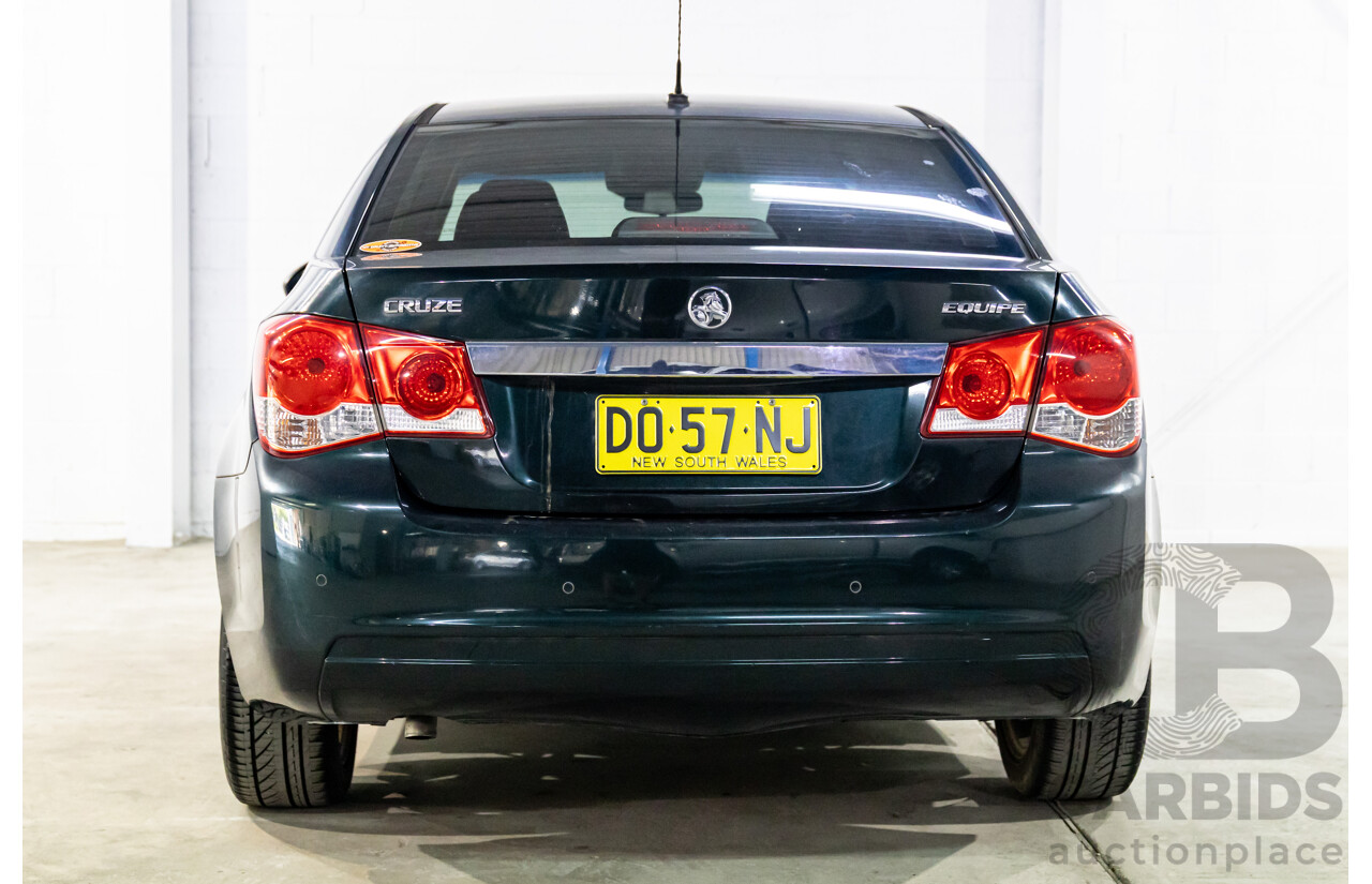 6/2013 Holden Cruze CD Equipe JH MY13 4d Sedan Regal Peacock Green 1.8L