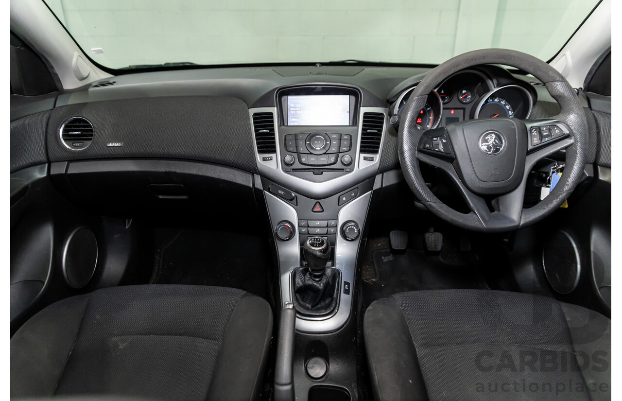6/2013 Holden Cruze CD Equipe JH MY13 4d Sedan Regal Peacock Green 1.8L