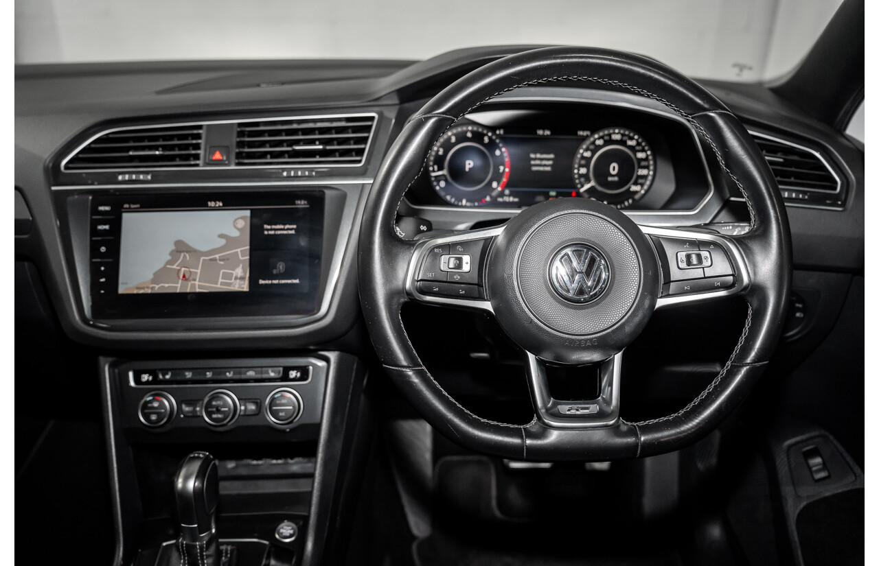 12/2018 Volkswagen Tiguan 162 TSI Highline R-Line Package (AWD) 5NA MY19 4d Wagon Pure White Turbo 2.0L