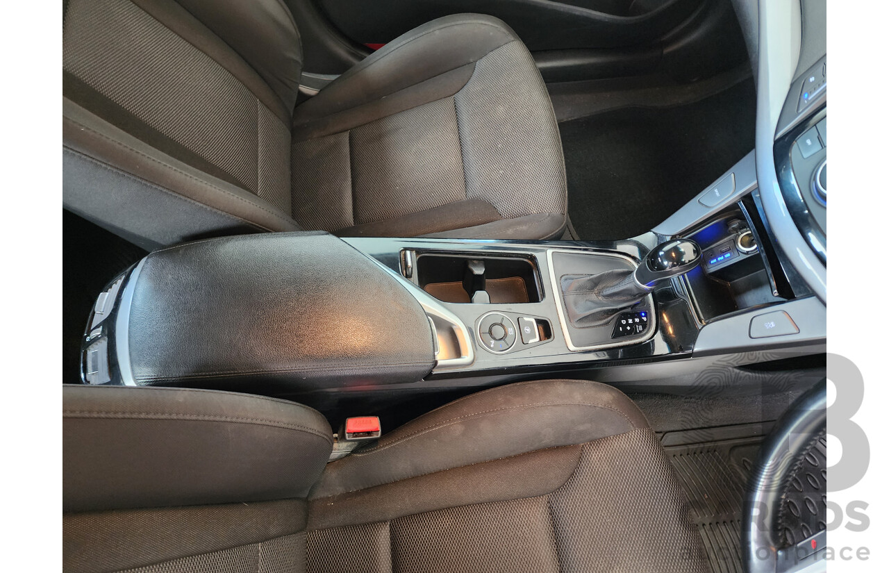 11/2012 Hyundai i40 Active VF 4d Wagon Silver 2.0L