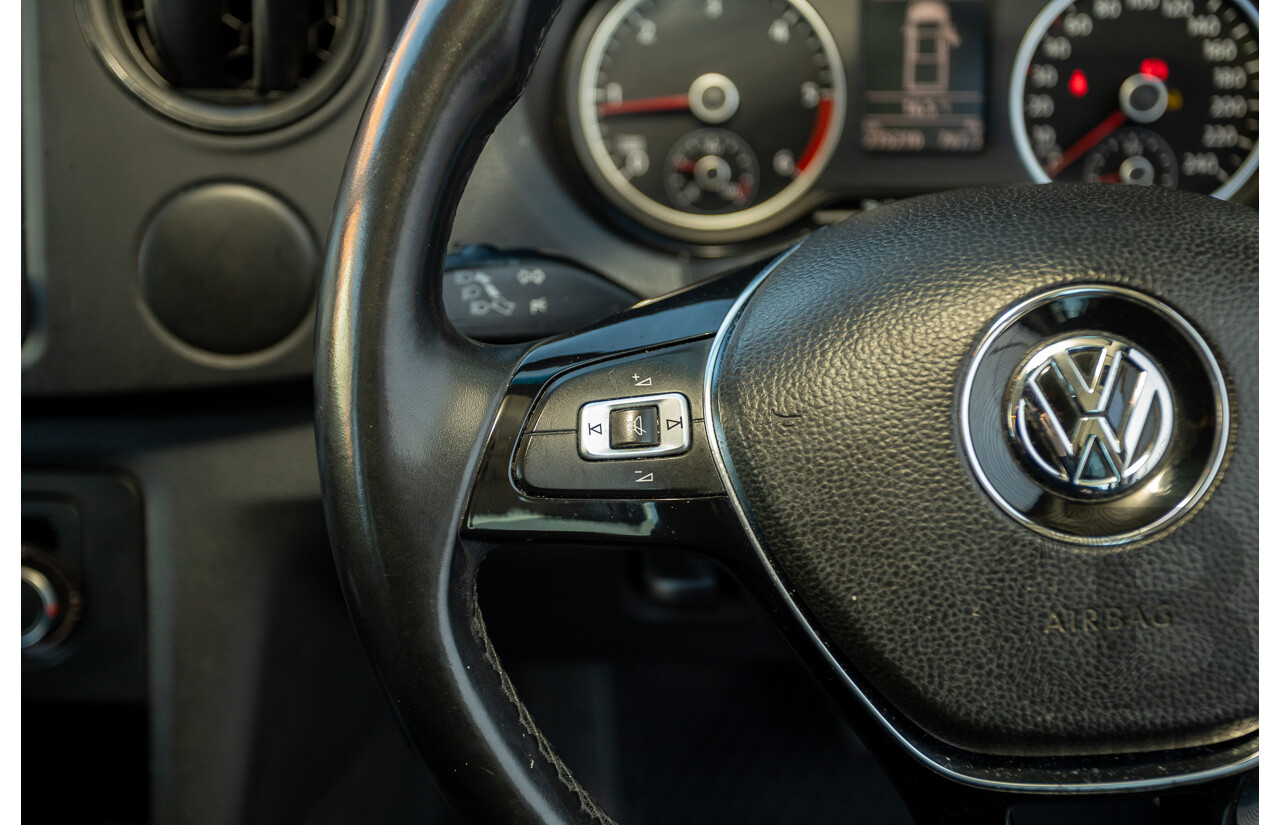08/2015 Volkswagen Amarok TDI420 2H MY15 Dual Cab Utility White Turbo Diesel 2.0L