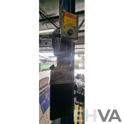 Rotary Lift, Two-Post 4500KG Asymmetric Car Hoist with Attached Height Extension Piece