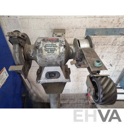 Ryobi, Pedestal Mounted Bench Grinder