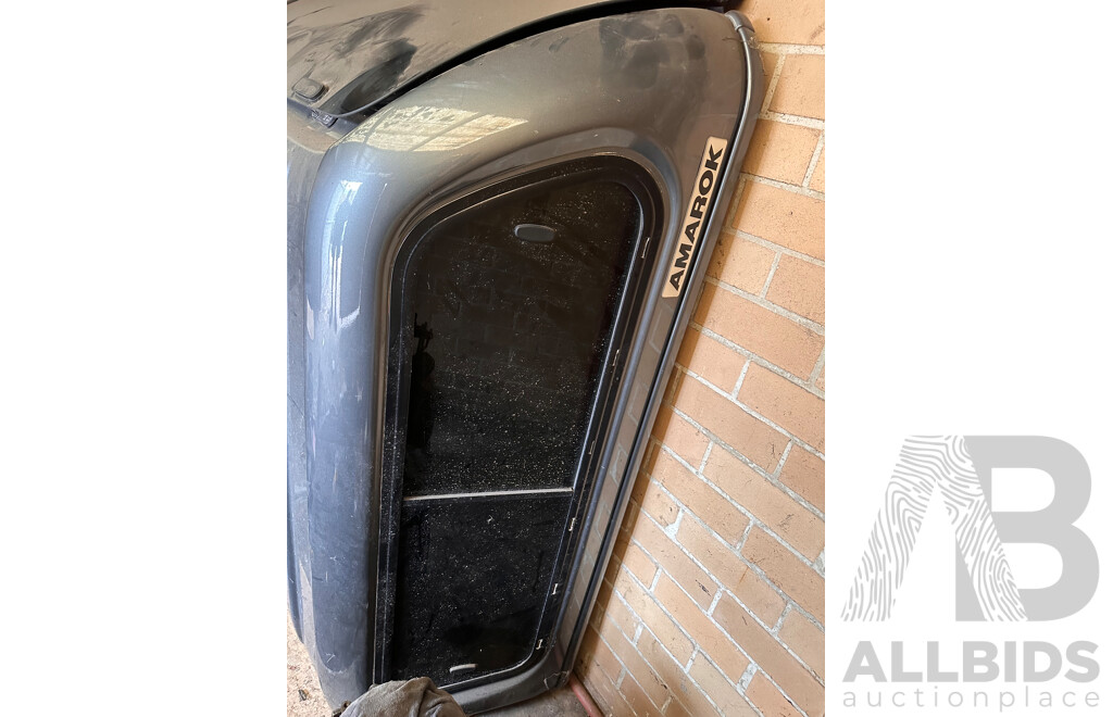 Volkswagen Amarok Canopy