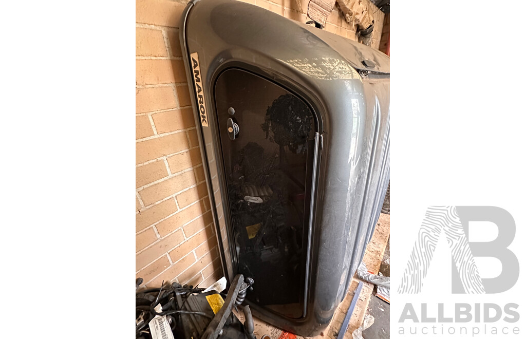 Volkswagen Amarok Canopy