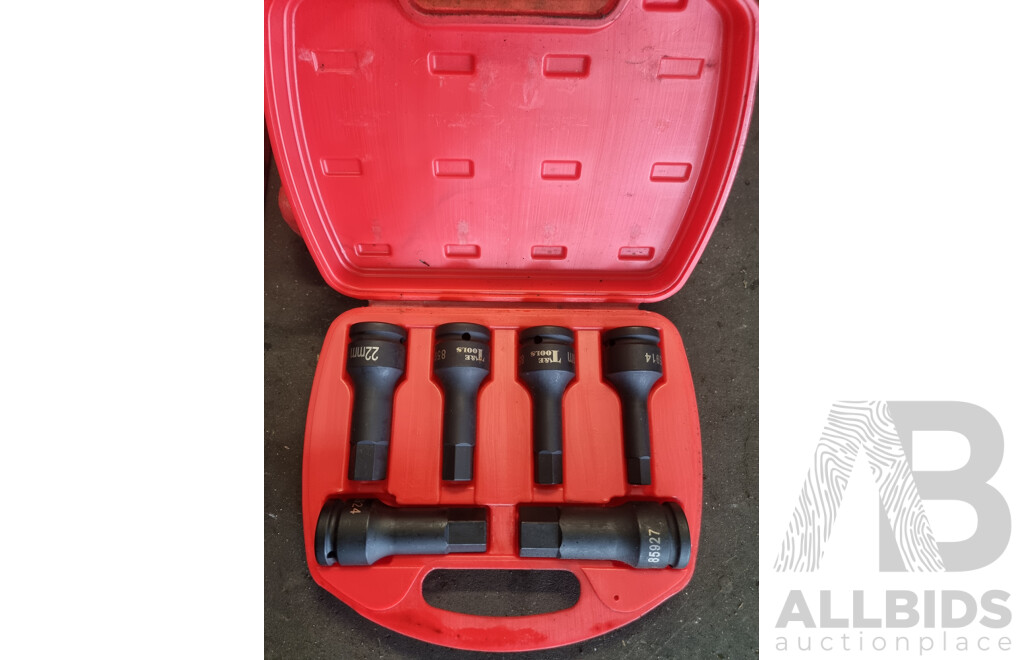 Quantity of 5 Assorted Tools Kits ETC