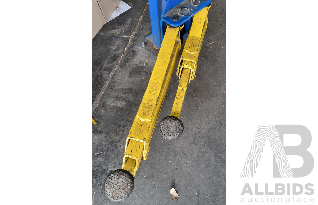 Rotary Lift, Two-Post 4500KG Asymmetric Car Hoist