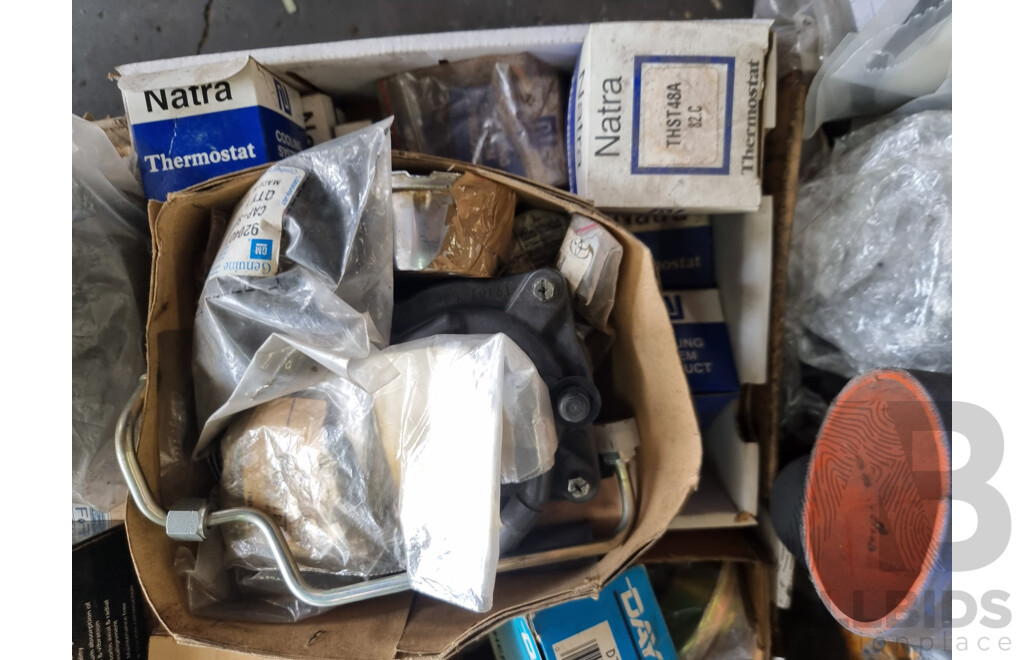 Assorted Job Lot - Pallet of Assorted Car Part ETC
