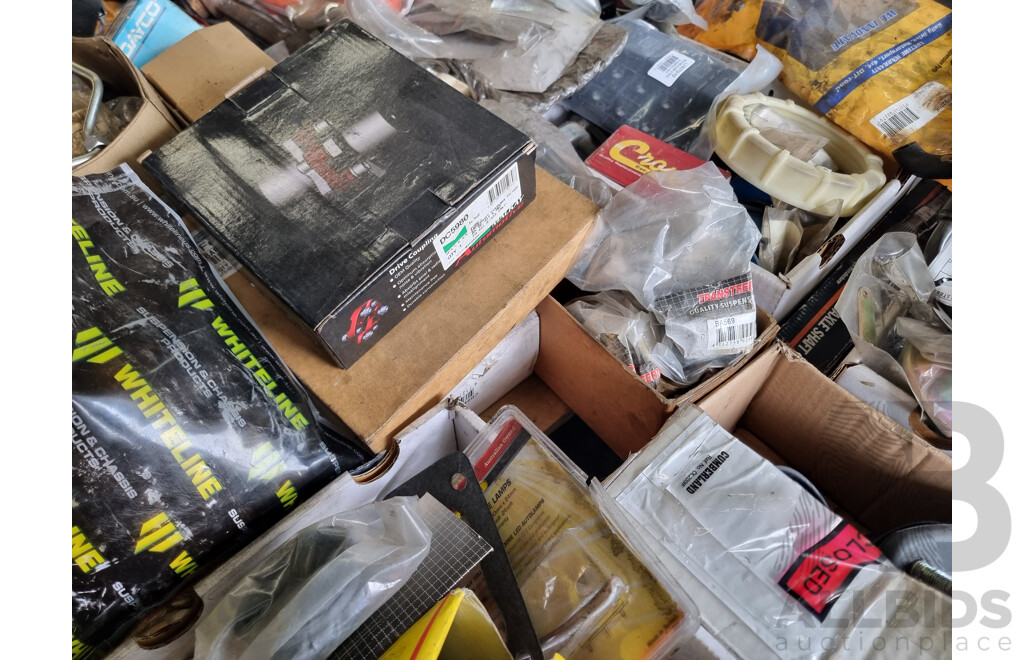 Assorted Job Lot - Pallet of Assorted Car Part ETC