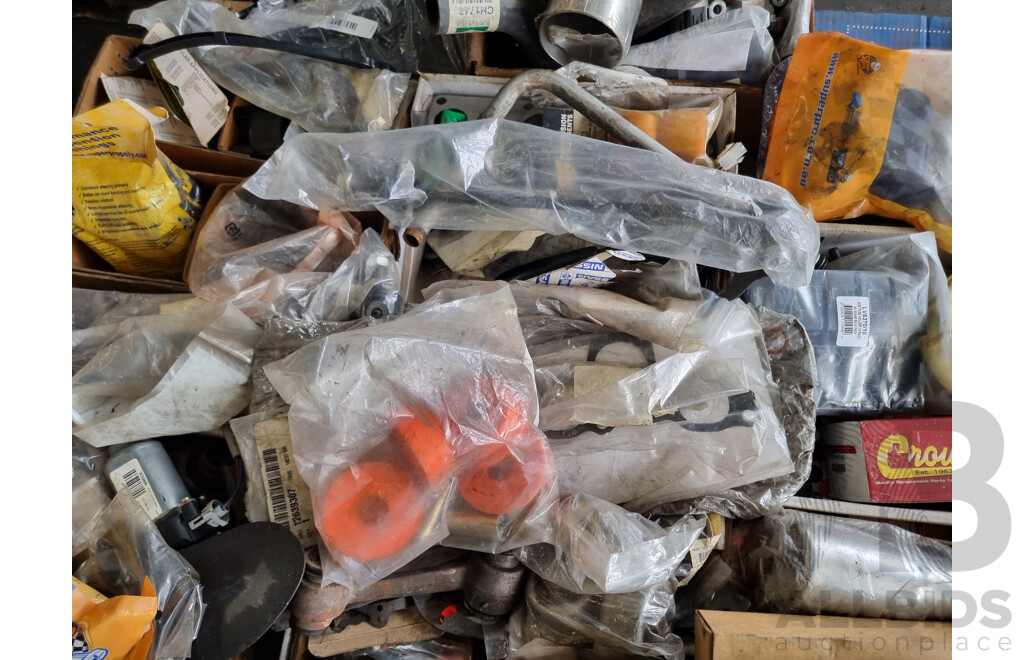 Assorted Job Lot - Pallet of Assorted Car Part ETC