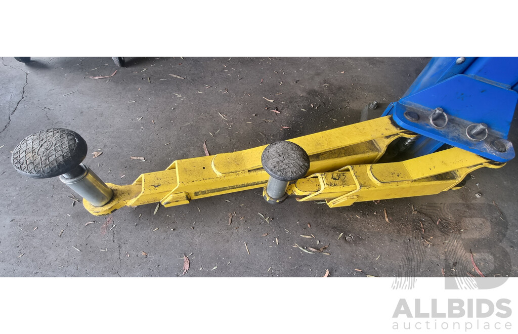 Rotary Lift, Two-Post 4500KG Asymmetric Car Hoist with Attached Height Extension Piece
