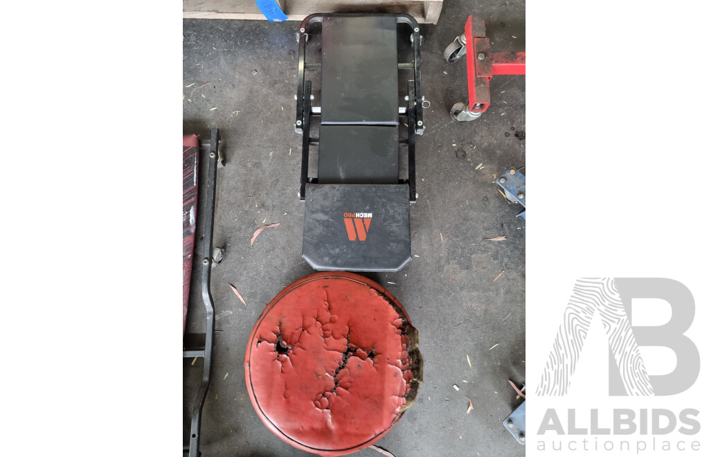 Assorted Job Lot - Wheeled Padded Stool & MechPro Mechanics Wheeled Lay-down Creeper ETC