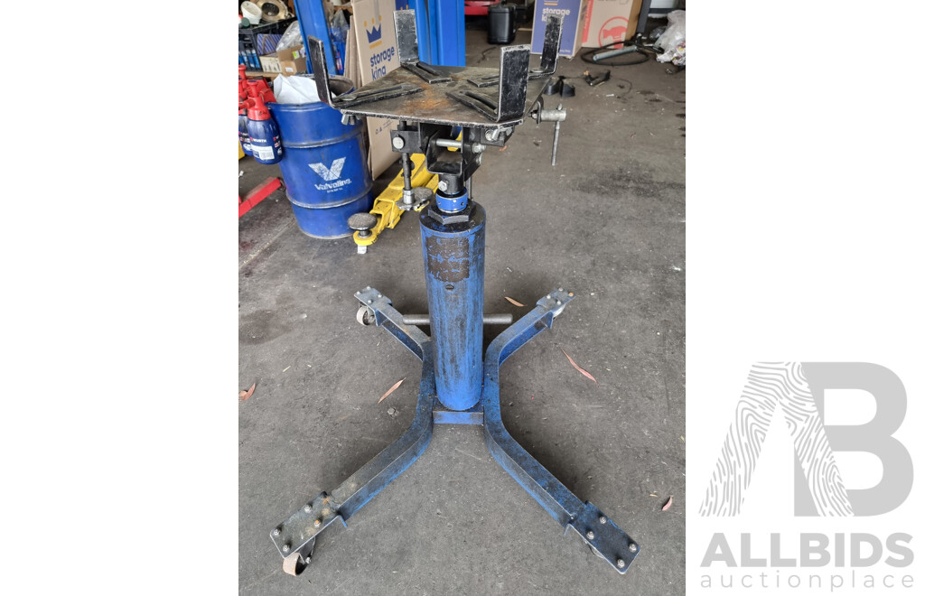 Wheeled Hydraulic Transmission Jack