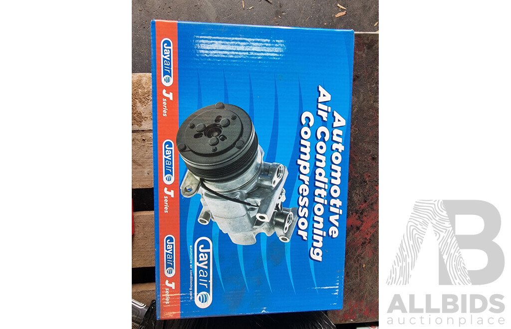 Assorted Job Lot - Pallet of Assorted Car Part ETC