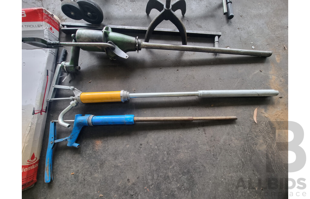 Assorted Job Lot - Workshop Trolleys & Assorted Tools ETC