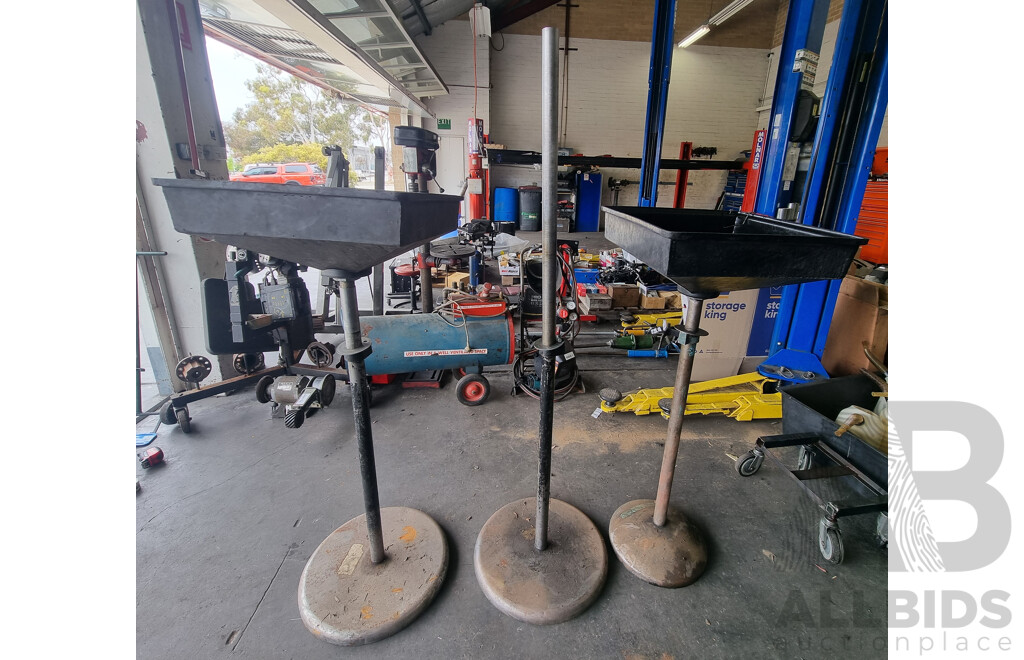 Assorted Job Lot - Oil Stands & Oil Tubs ETC