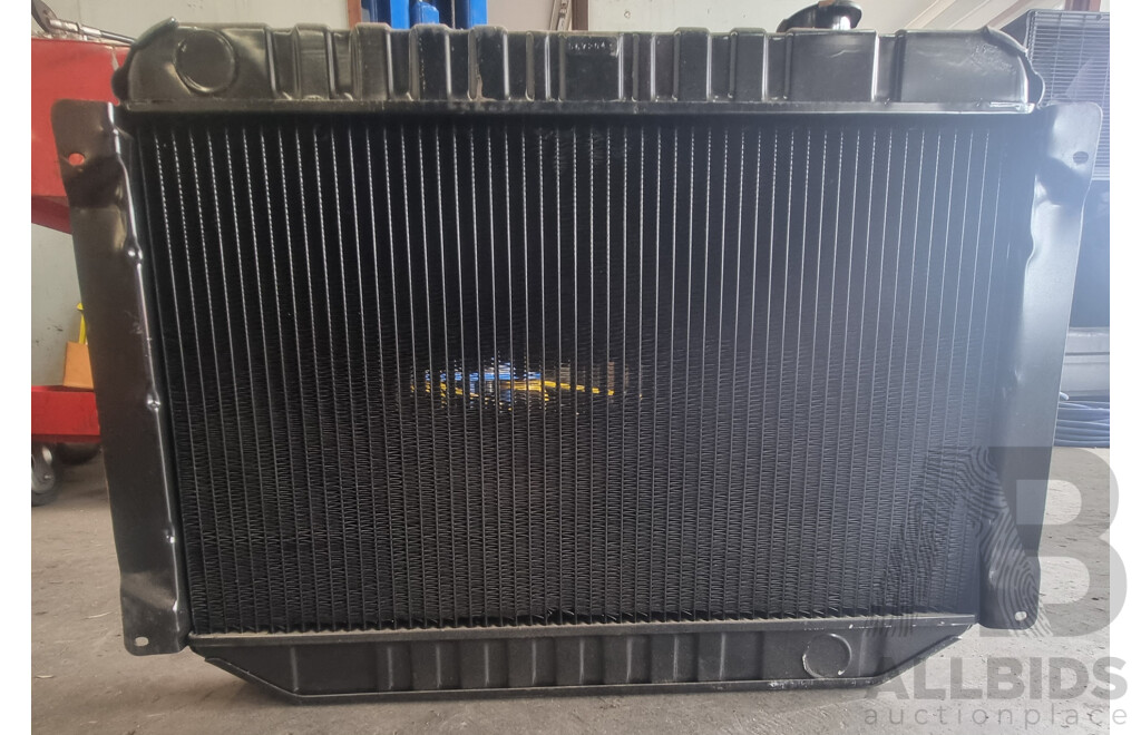 Radiator to Suit Falcon