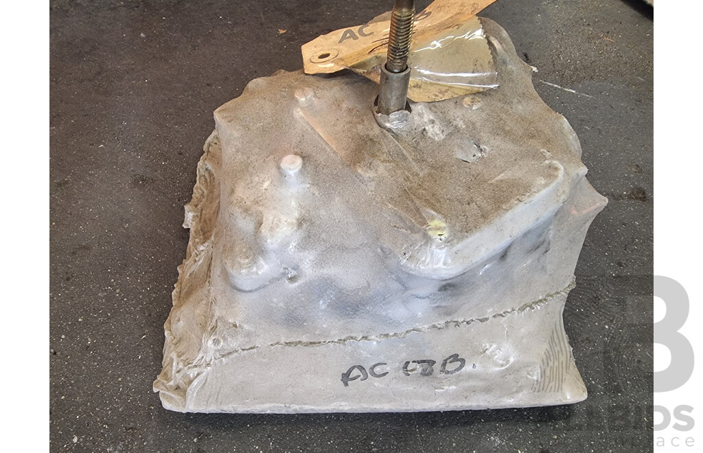 Carby to Suit 6 Cylinder Black Motor Commodore VK