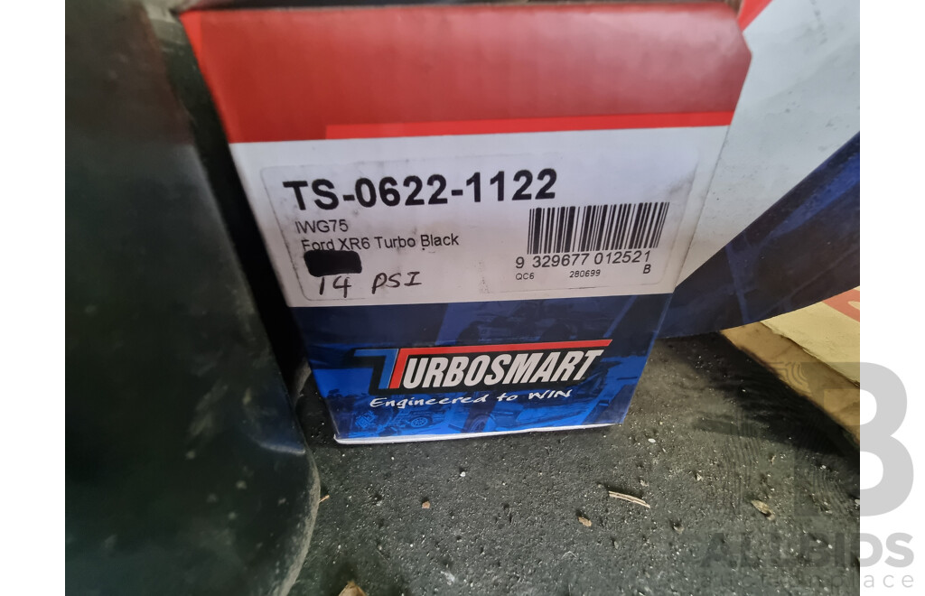 Assorted Job Lot - Crate of Car Parts ETC