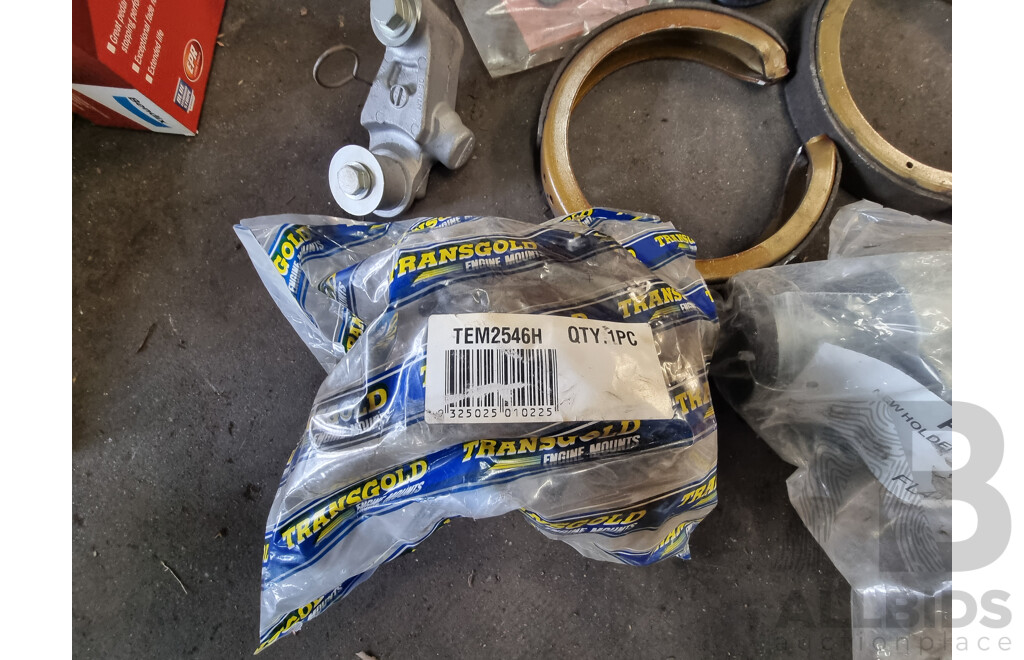 Assorted Job Lot - Crate of Car Parts ETC