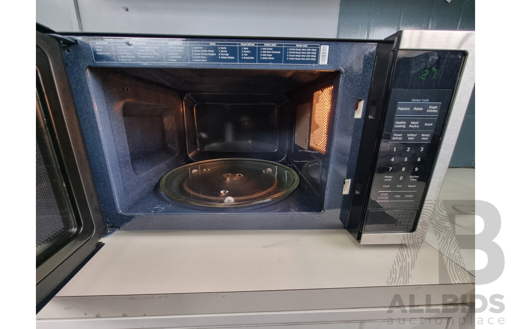 06/2017, Samsung Microwave Oven