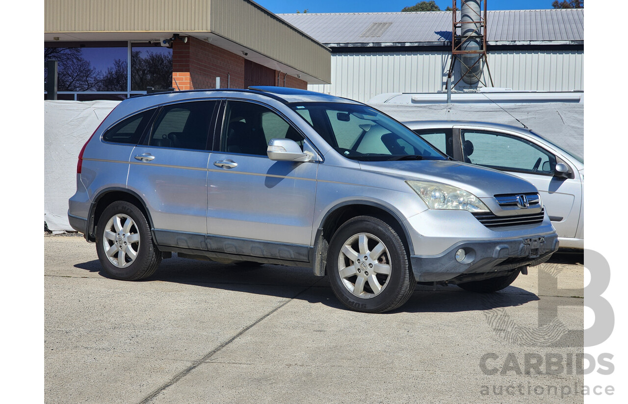 9/2007 Honda CRV (4x4) Luxury MY07 4d Wagon Silver 2.4L